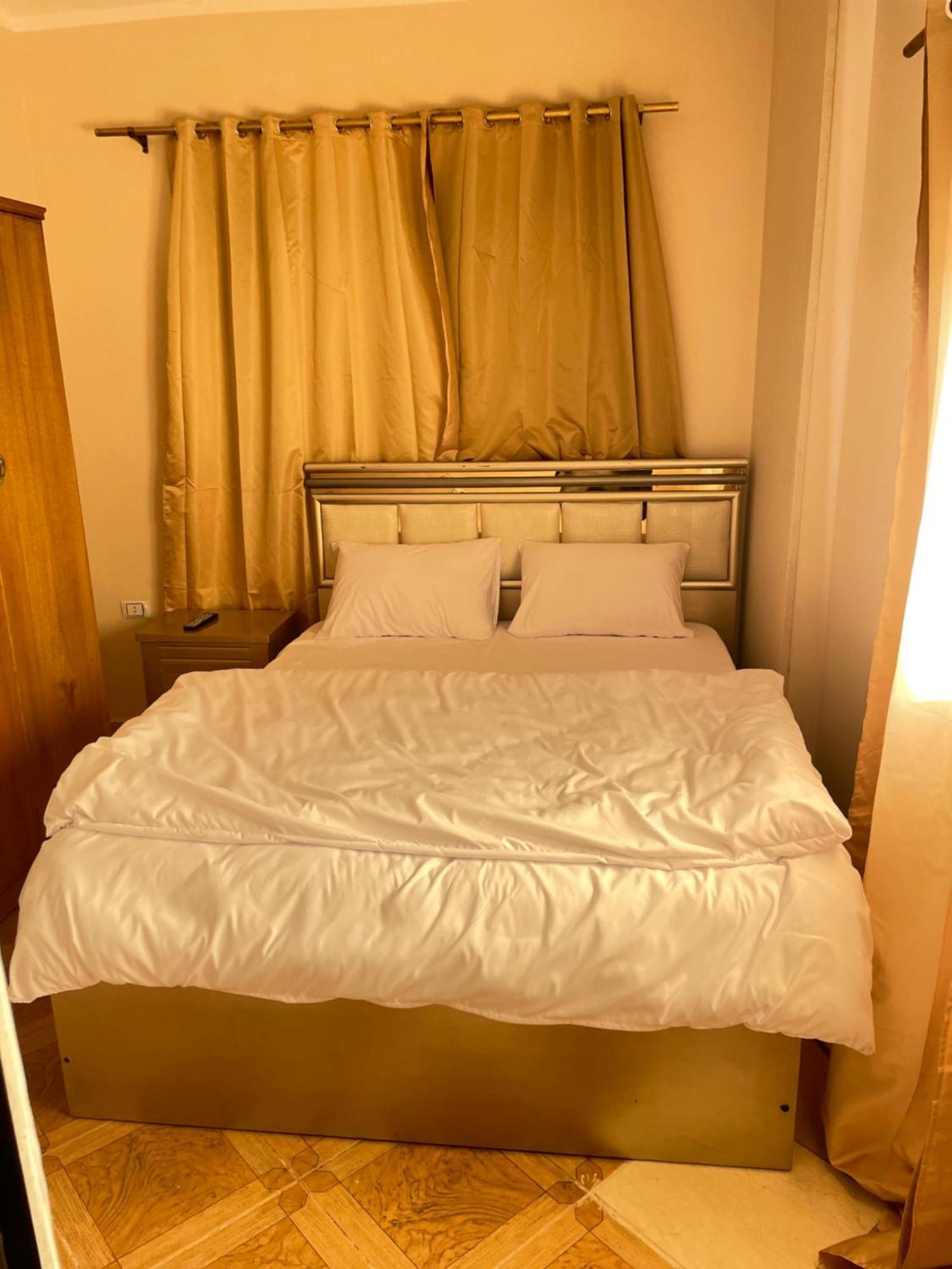 Sami Holiday Inn - Pyramids View Rooftop Al Kawm al Akhdar ภายนอก รูปภาพ