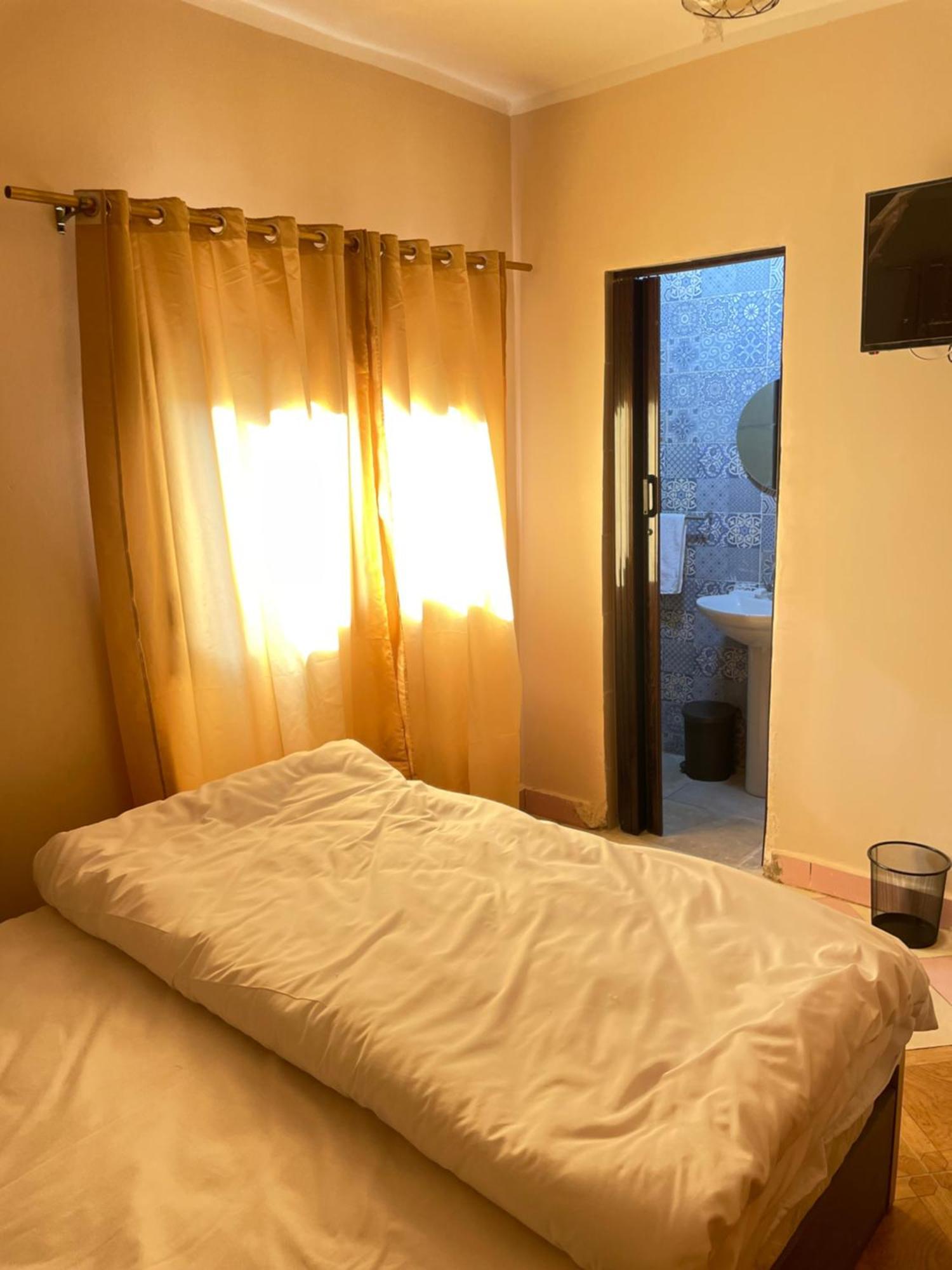 Sami Holiday Inn - Pyramids View Rooftop Al Kawm al Akhdar ภายนอก รูปภาพ