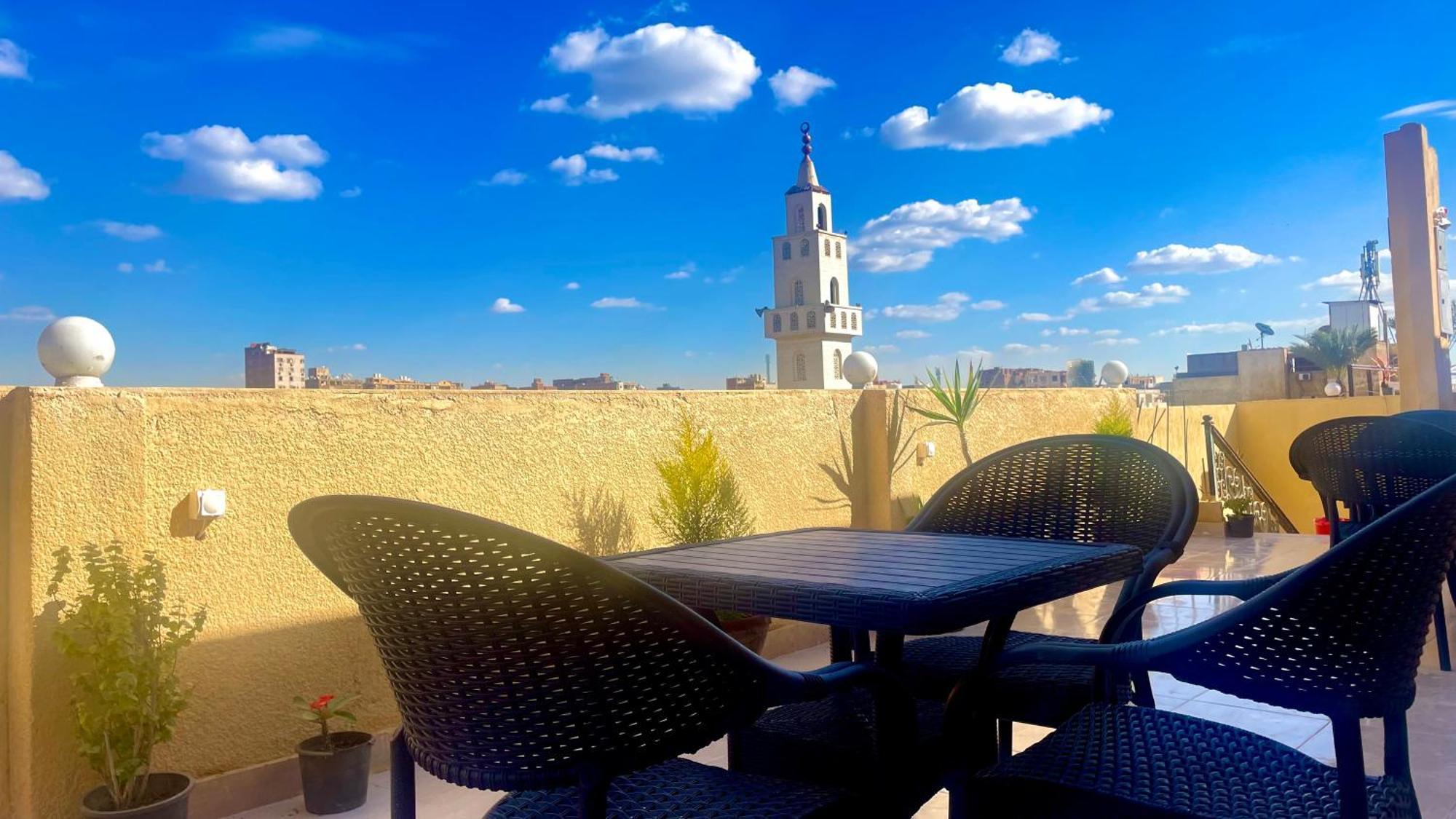 Sami Holiday Inn - Pyramids View Rooftop Al Kawm al Akhdar ภายนอก รูปภาพ