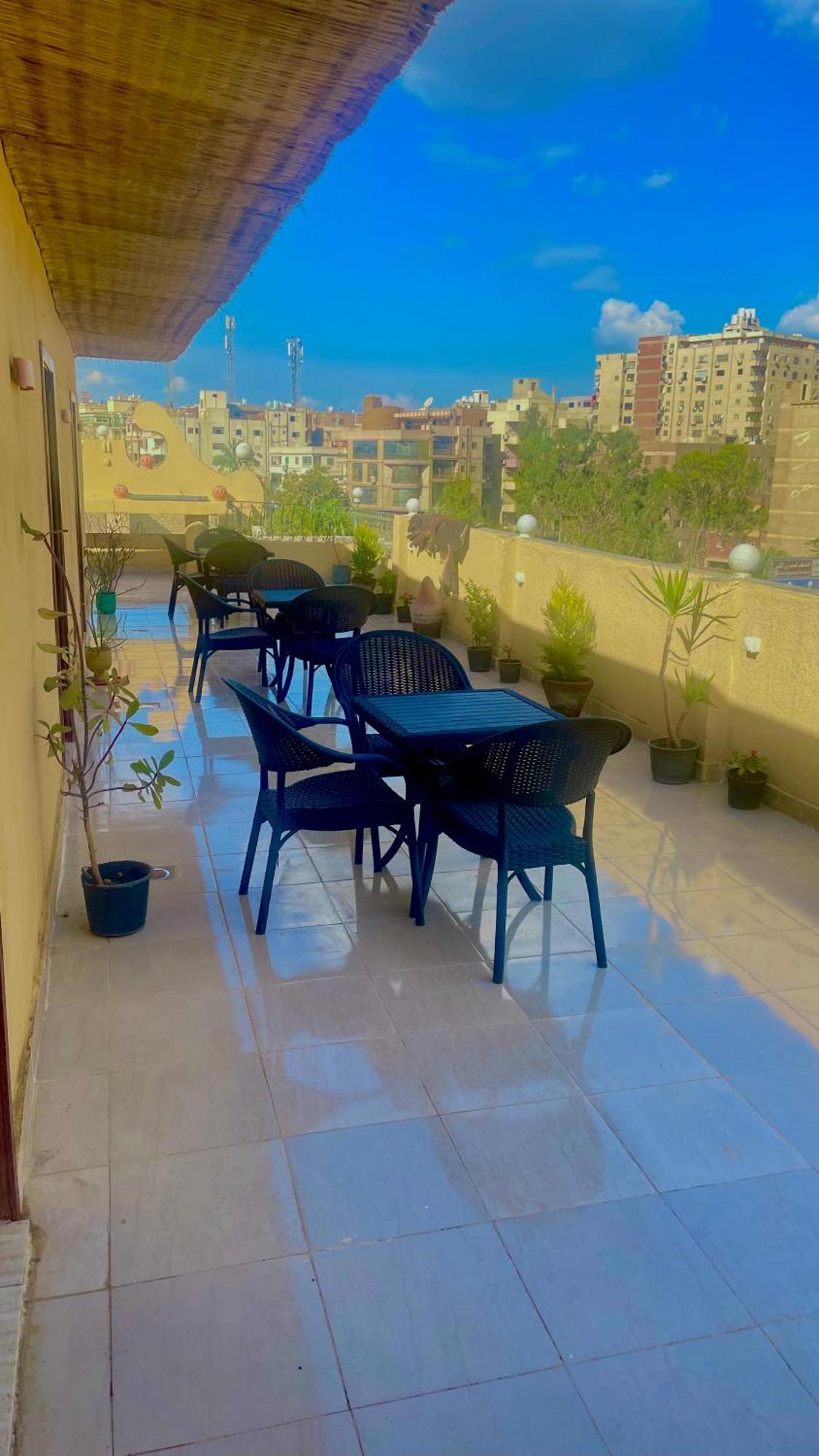 Sami Holiday Inn - Pyramids View Rooftop Al Kawm al Akhdar ภายนอก รูปภาพ